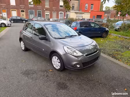 Renault Clio 1.2 75 TomTom