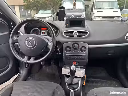 Renault Clio 1.5 dCi 90 TomTom