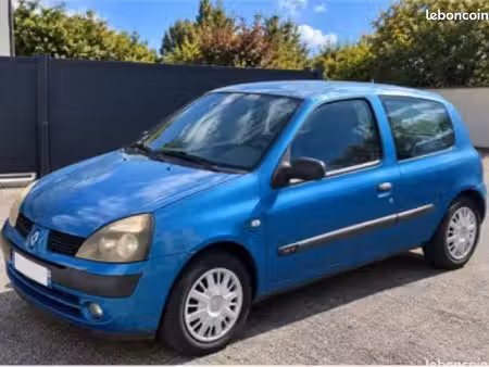 Renault Clio 1.2 75