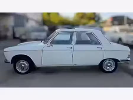 Peugeot 204 
