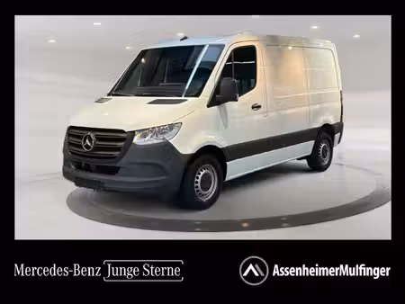 Mercedes-Benz Sprinter 211 2.0 114