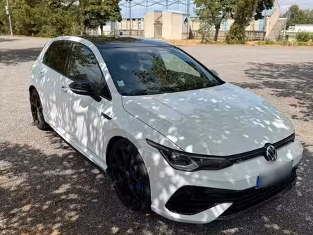 Volkswagen Golf R 2.0 TSI 320 4Motion