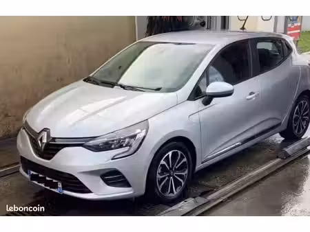 Renault Clio E-Tech 1.6 145