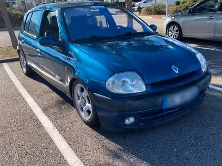 Renault Clio 1.6 110 Initiale Paris