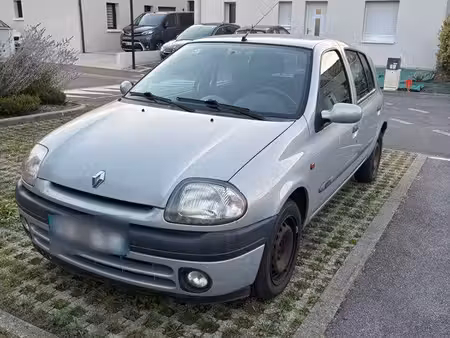 Renault Clio 1.2 58