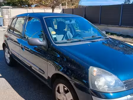 Renault Clio 1.2 75