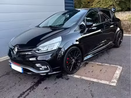 Renault Clio RS Trophy 1.6 T 220