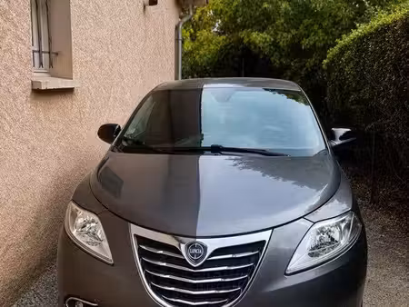 Lancia Ypsilon 1.2 69 Gold