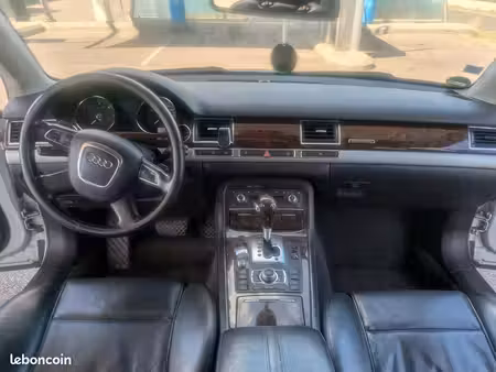 Audi A8 V6 3.0 TDI 233 quattro