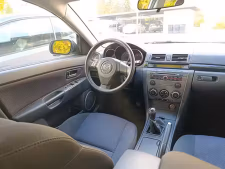 Mazda Mazda3 1.6 105