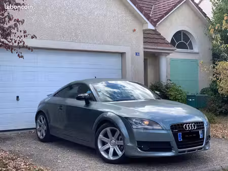 Audi TT V6 3.2 250 quattro