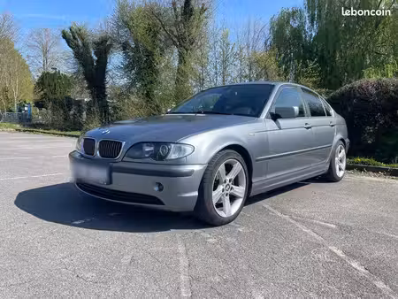 BMW Série 3 320i 2.2 170