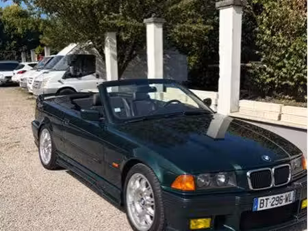 BMW Série 3 320i 2.2 170