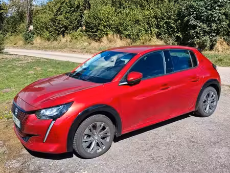 Peugeot 208 136