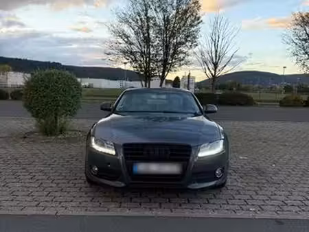 Audi A5 V6 2.7 TDI 190