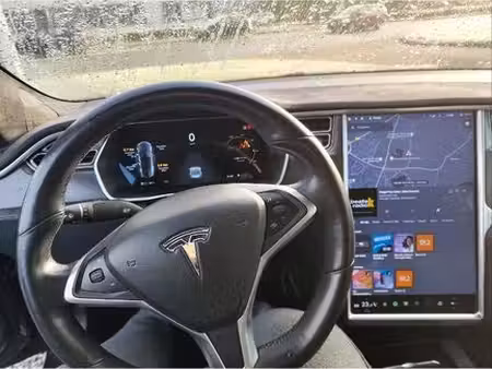 Tesla Model S 75 332