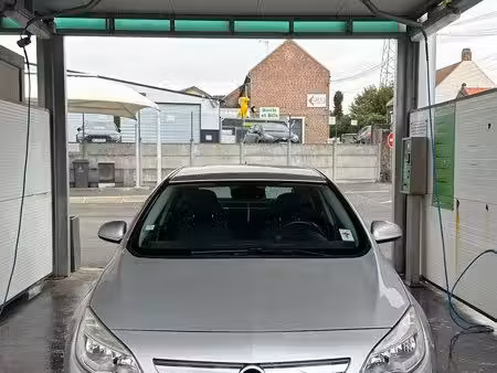 Opel Astra 1.2 90