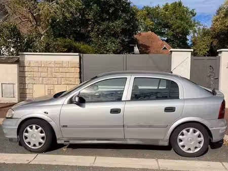Opel Astra 75