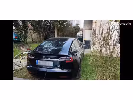 Tesla Model 3 Grande Autonomie