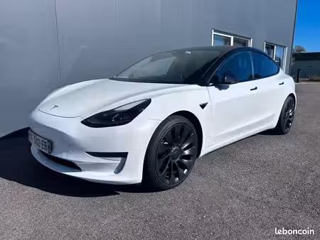 Tesla Model 3 Performance 482 PUP 4x4