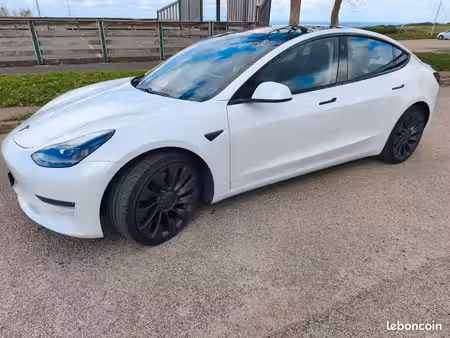 Tesla Model 3 Performance 482 PUP 4x4