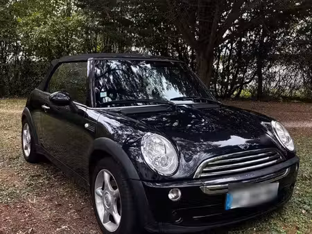 Mini Cabrio Cooper 1.6 115
