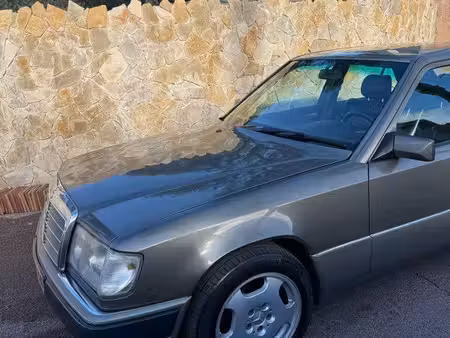 Mercedes-Benz Classe E 300 E
