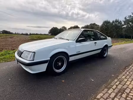 Opel Monza 