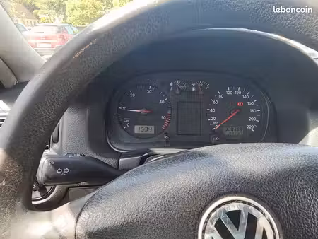 Volkswagen Golf 1.9 TDI 90