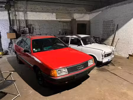 Audi 100 2.3