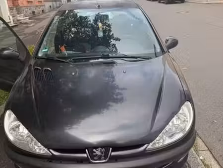 Peugeot 206 1.4 75