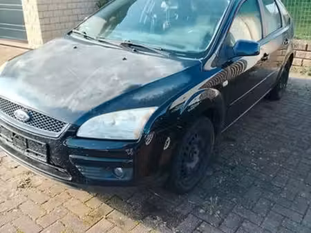 Ford Focus 1.8 125