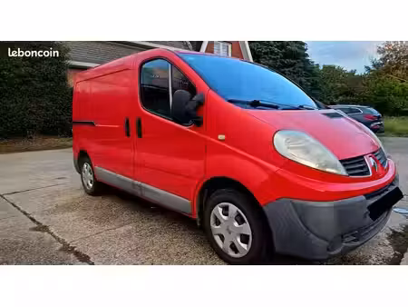 Renault Trafic 2.0 dCi 90