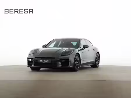 Porsche Panamera Turbo V8 4.0 680 4x4