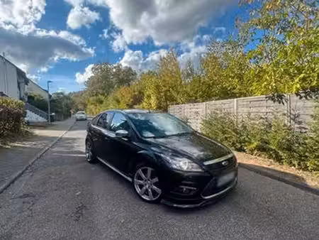 Ford Focus 1.8 125 Titanium