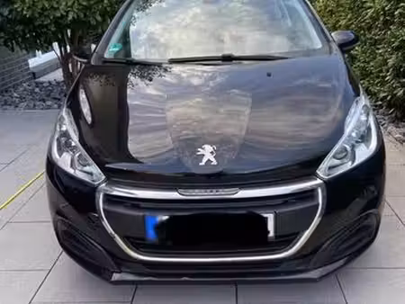 Peugeot 208 1.2 82