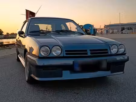 Opel Manta GSI