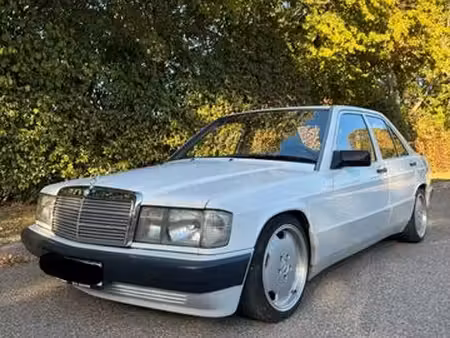 Mercedes-Benz 190