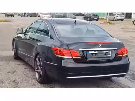 Mercedes-Benz Classe E E 300 252