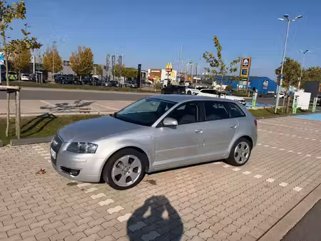 Audi A3 1.6 102 Attraction