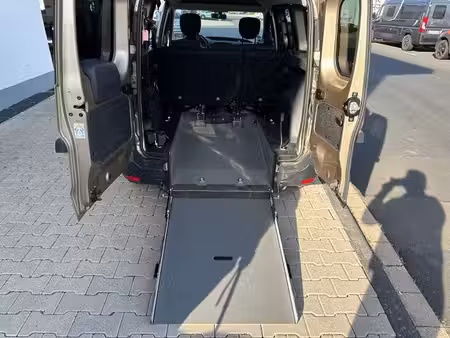 Dacia Dokker Stepway 1.6