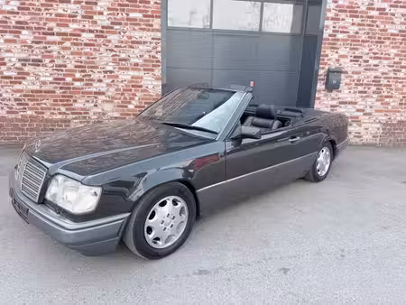 Mercedes-Benz Classe E E 220