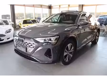 Audi Q8 50 340 quattro