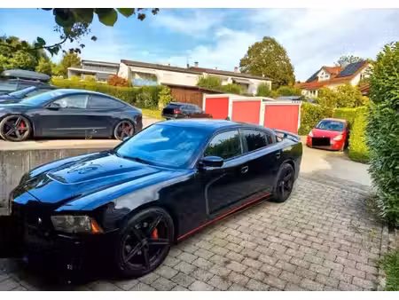 Dodge Charger V8 6.4