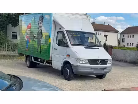 Mercedes-Benz Sprinter 