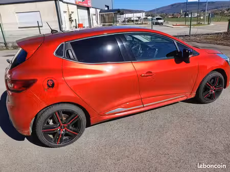 Renault Clio RS 1.6 T 200