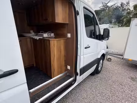 Mercedes-Benz Sprinter 
