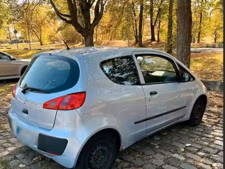 Mitsubishi Colt 