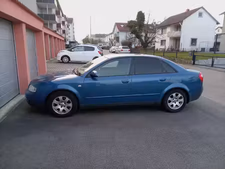 Audi A4 1.8 125