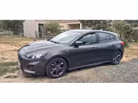 Ford Focus 1.0 125 ST Line
